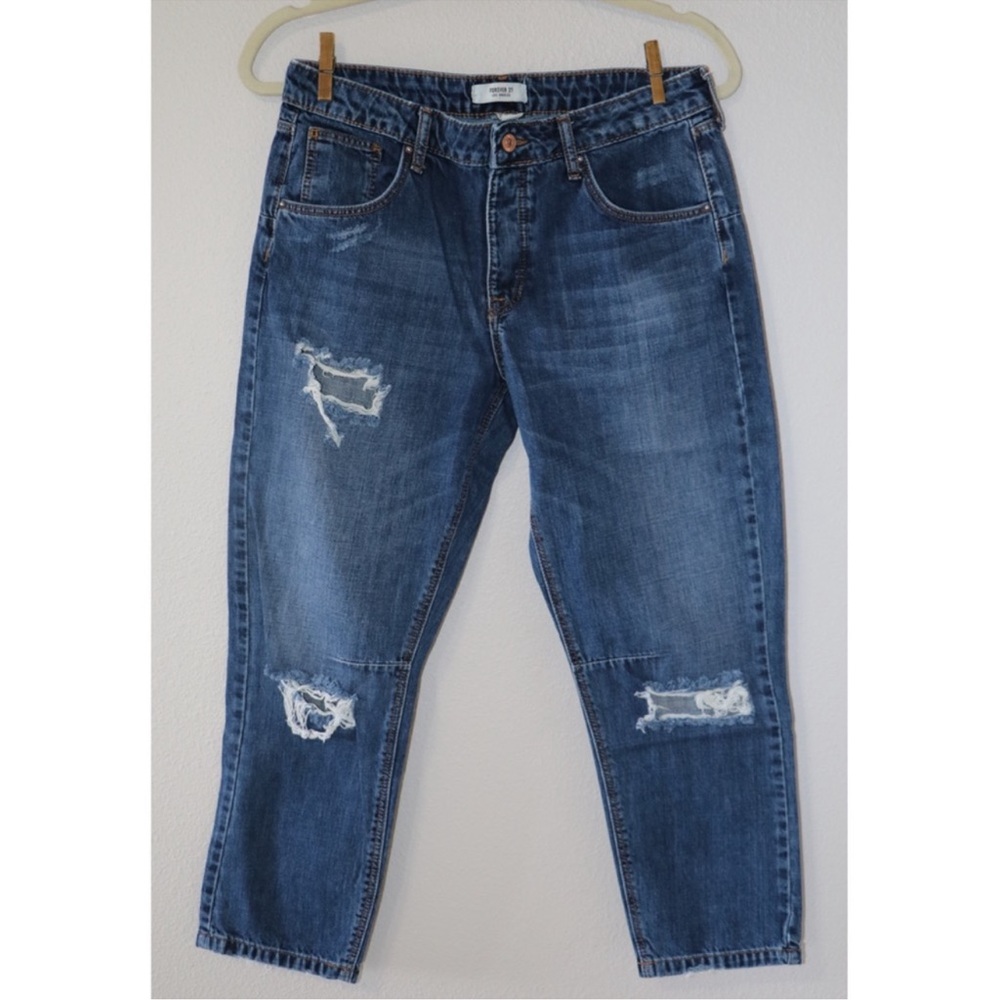 Forever 21 Distressed Boyfriend Jeans